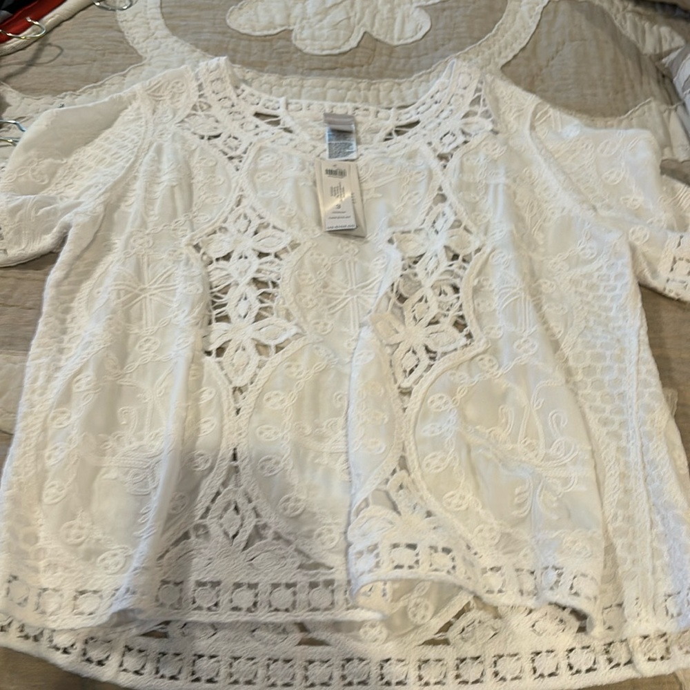 Chico’s alabaster top